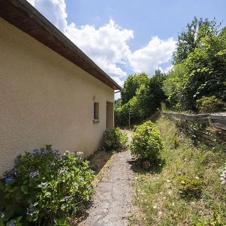 Inviting In With Garden *