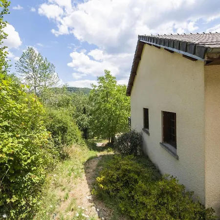 Holiday home Inviting In Miremont With Garden *